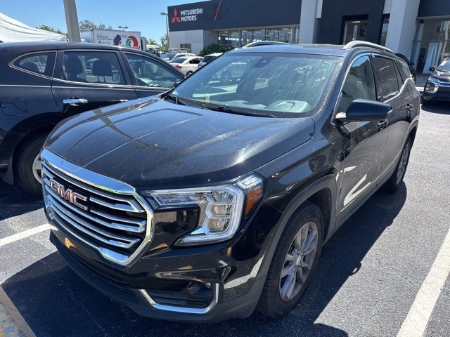 Used 2024 GMC Terrain SLT