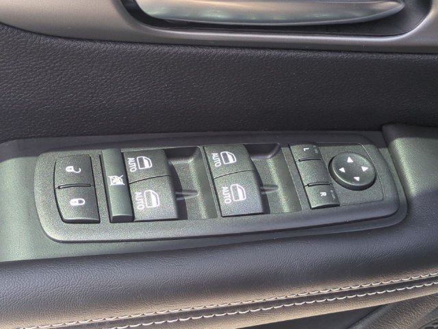 New 2027 Chrysler Pacifica LX FWD image 14