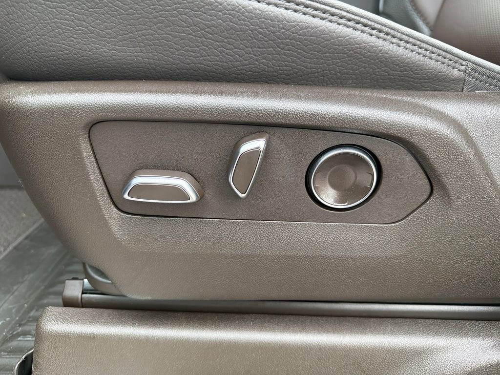 Used 2025 GMC Sierra 2500 Denali w/ Denali Reserve Package image 20