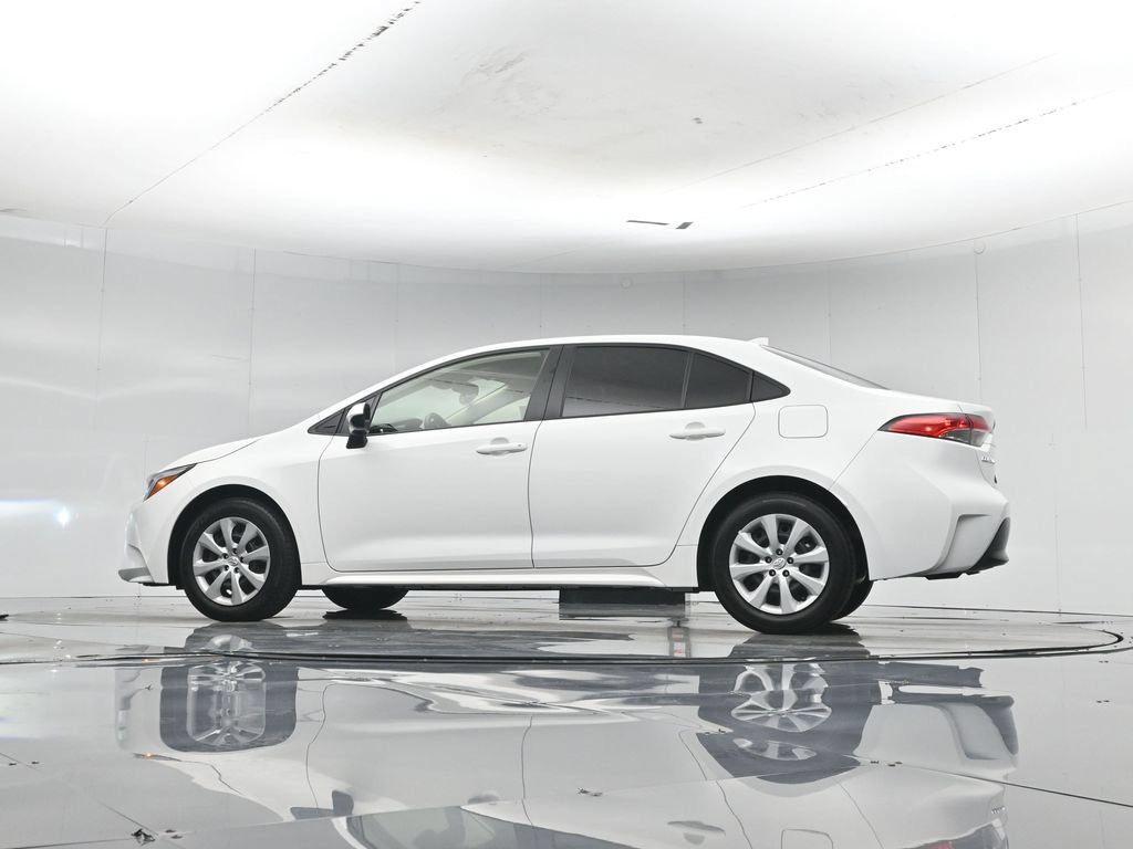 Used 2026 Toyota Corolla LE w/ Carpet Mat Package (TMS) FWD image 51