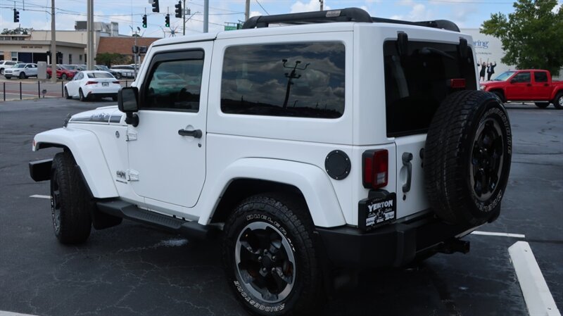 Used 2014 Jeep Wrangler Sahara AWD/4WD image 8