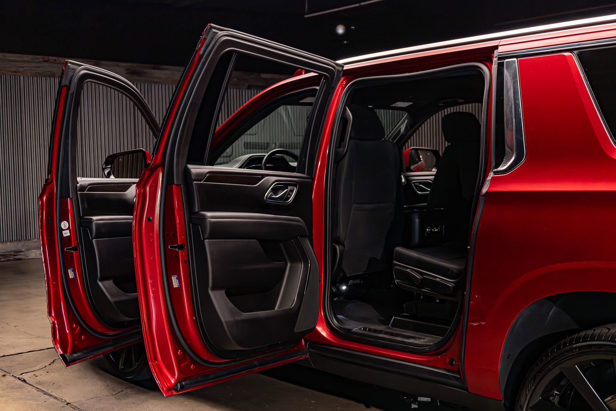 Used 2022 GMC Yukon XL SLE w/ Gmc Pro Safety Plus Package image 25