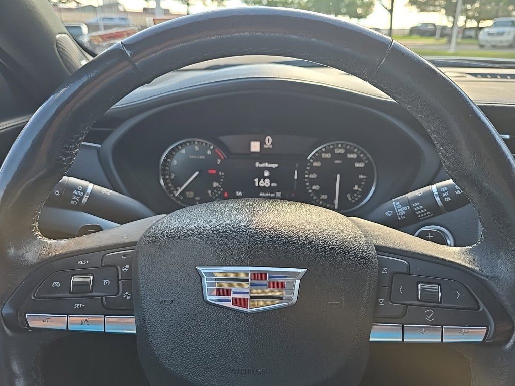 Used 2020 Cadillac XT4 Premium Luxury AWD/4WD image 9