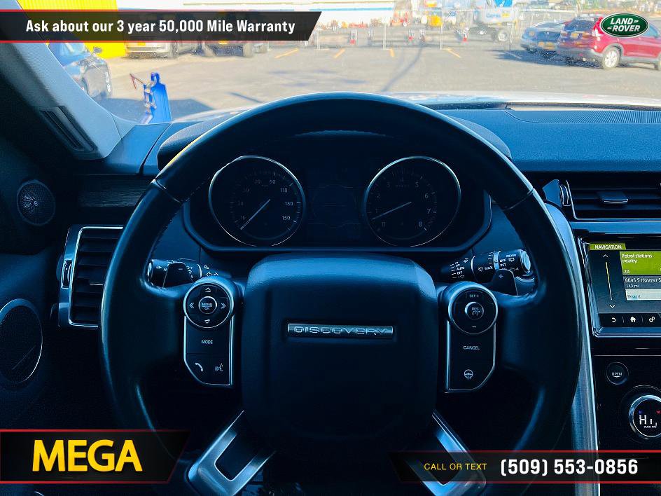 Used 2017 Land Rover Discovery HSE image 31