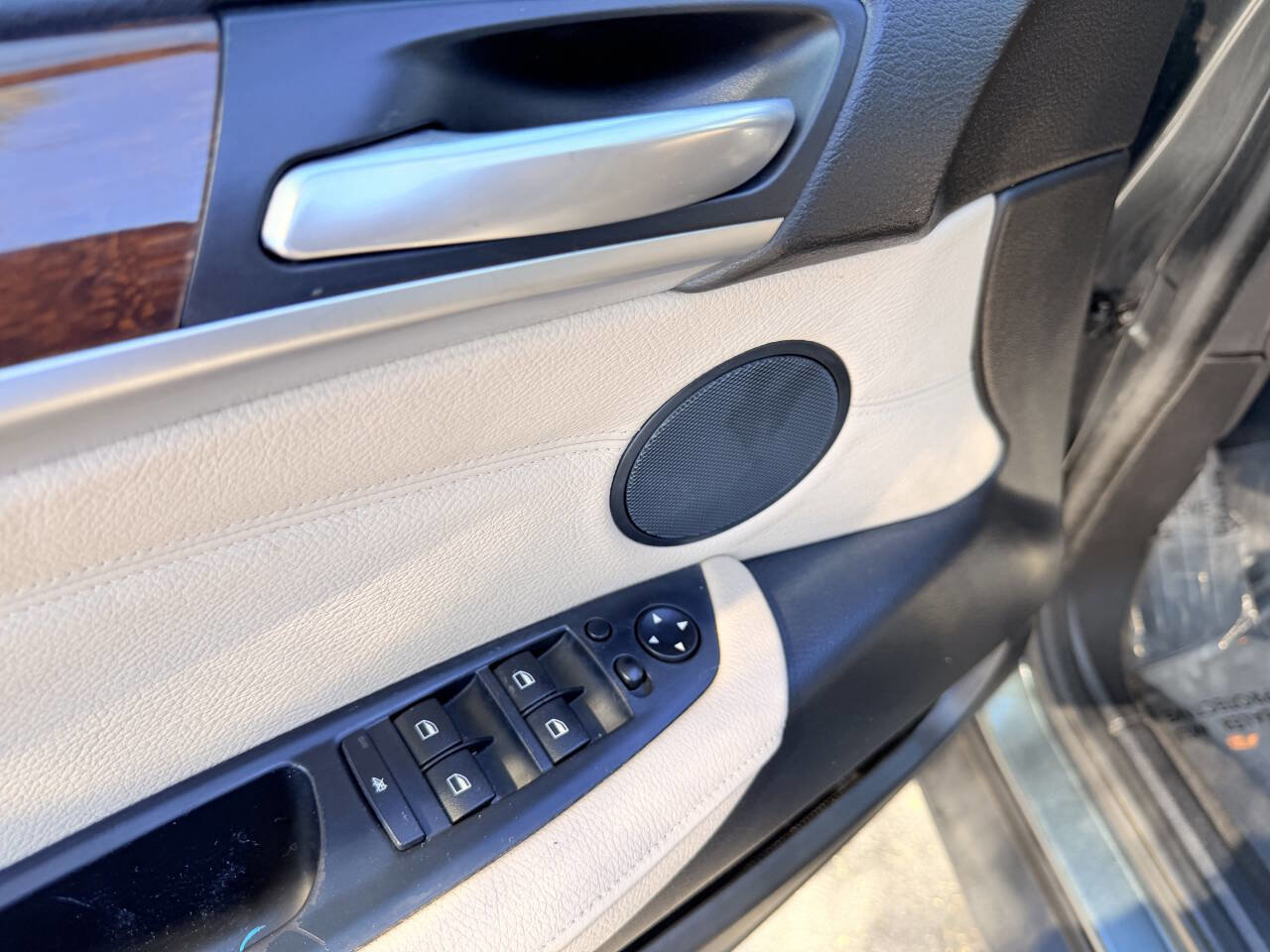 Used 2008 BMW X6 xDrive35i image 9