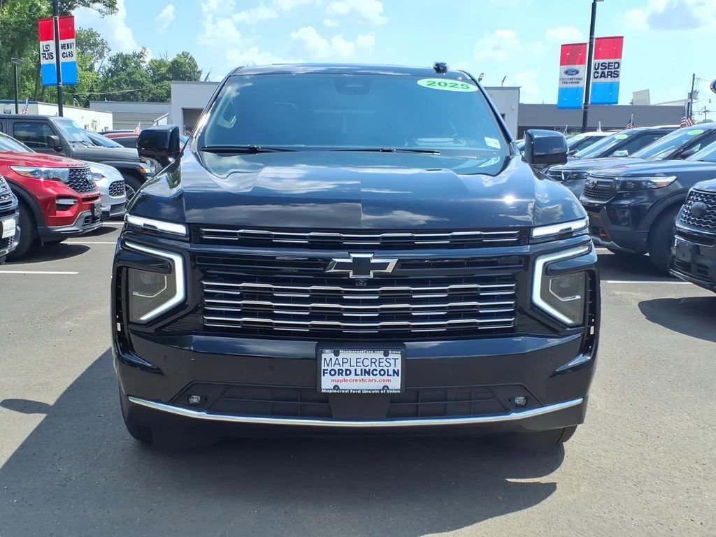 Used 2025 Chevrolet Tahoe High Country AWD/4WD image 22