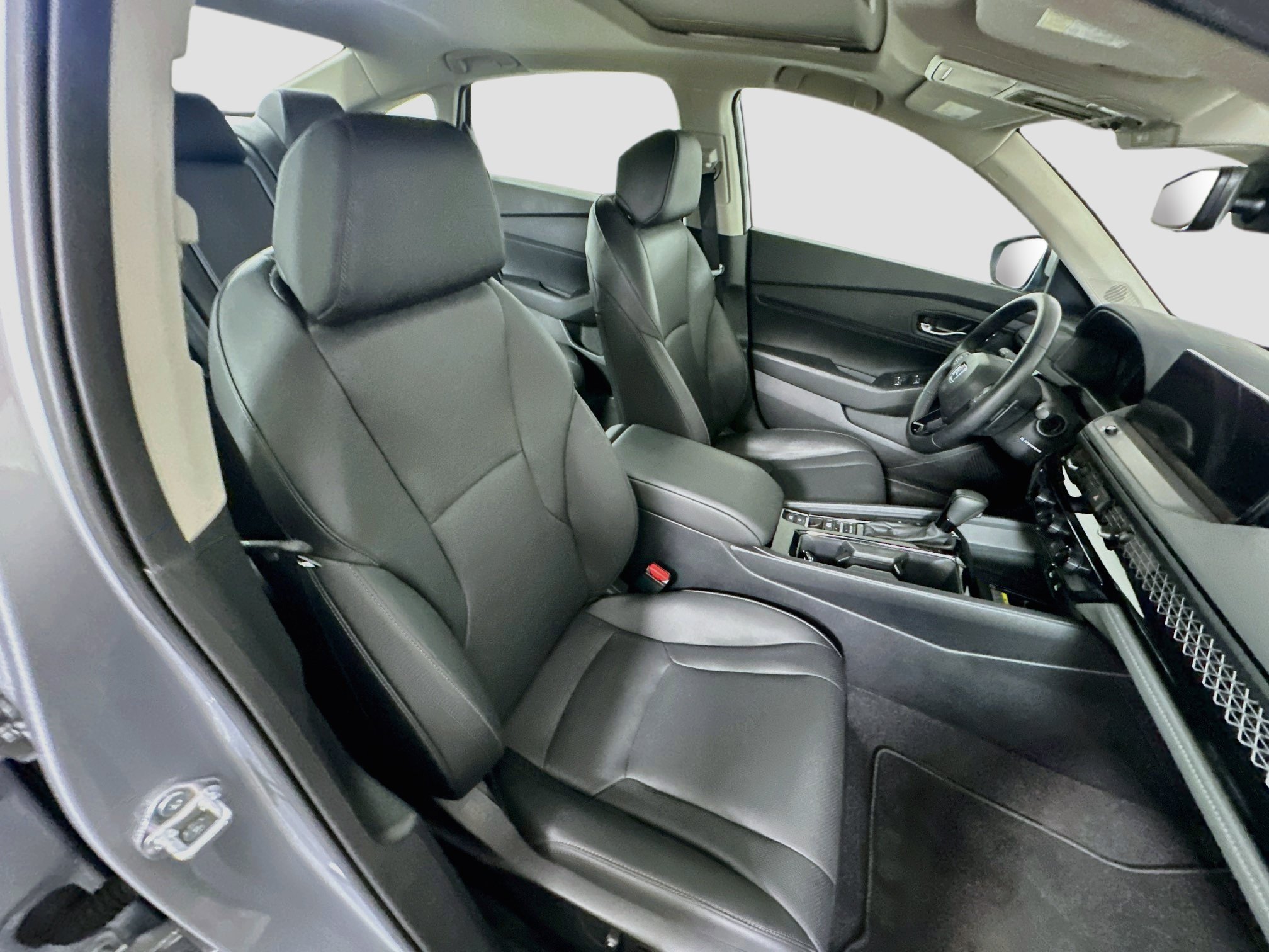Used 2025 Honda Accord EX-L image 30