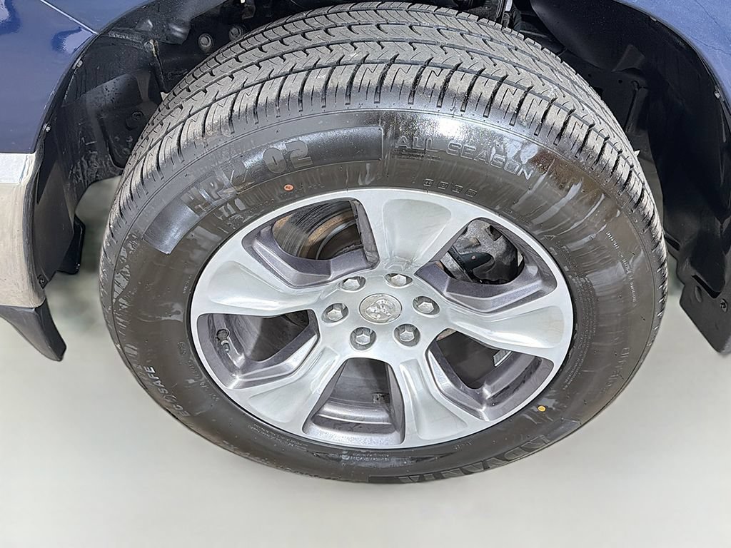 Used 2023 RAM 1500 Laramie AWD/4WD image 19