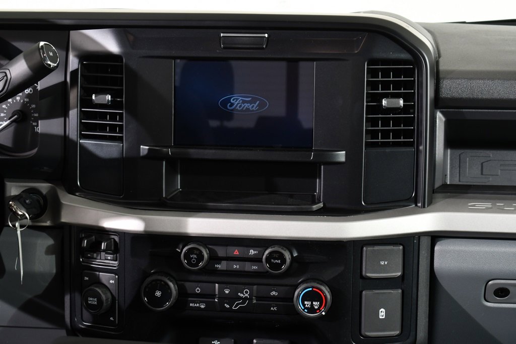 New 2026 Ford F350 XL w/ XL Driver Assist Package image 9