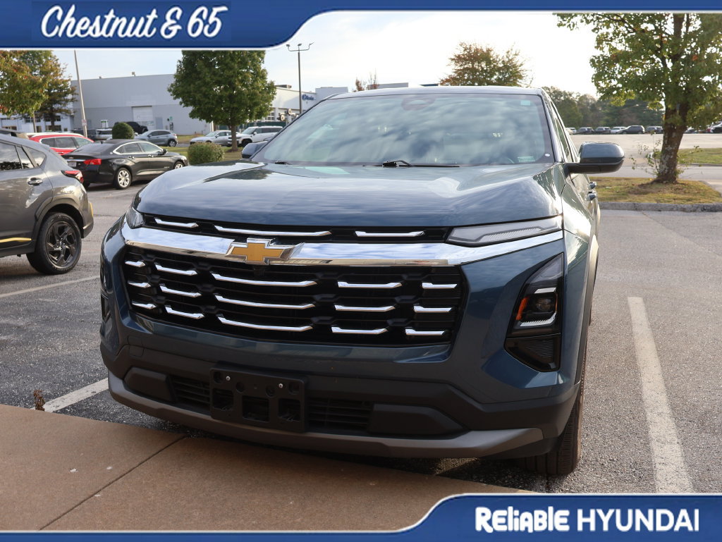 Used 2025 Chevrolet Equinox LT AWD/4WD image 8