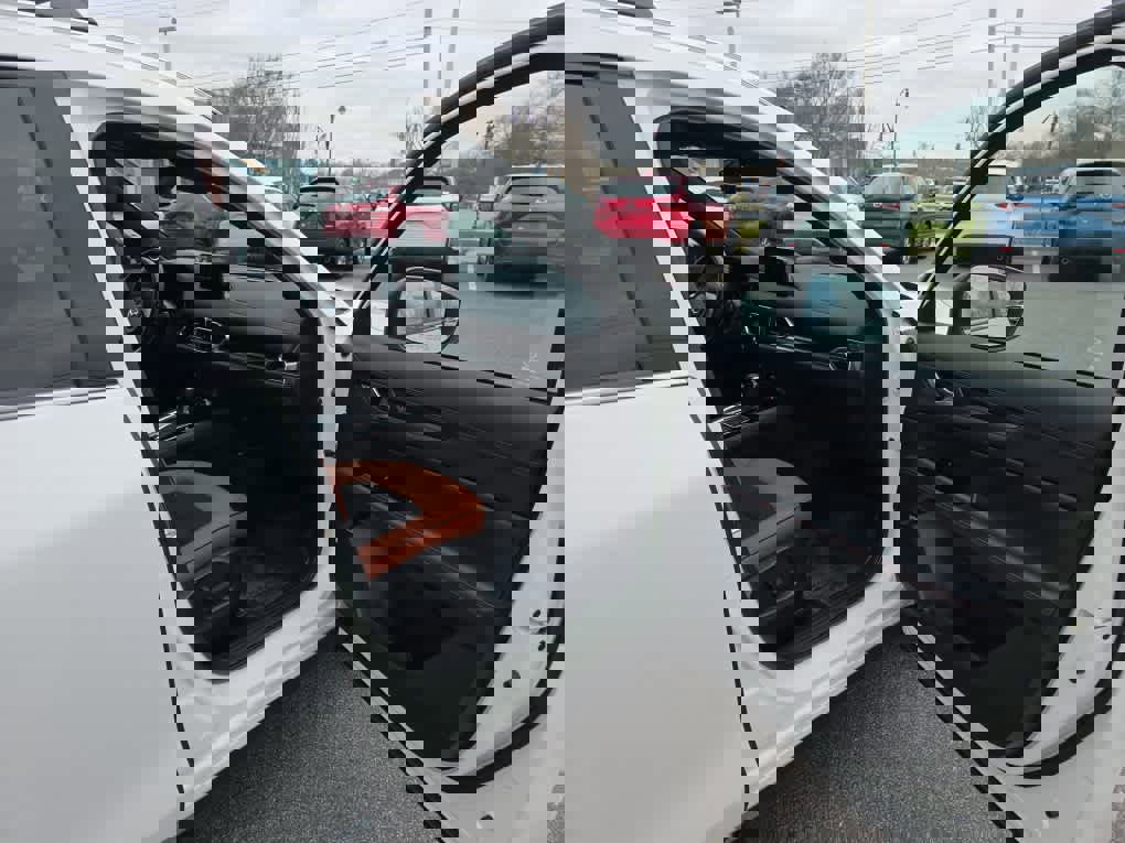 Used 2025 MAZDA CX-5 Carbon Edition image 22