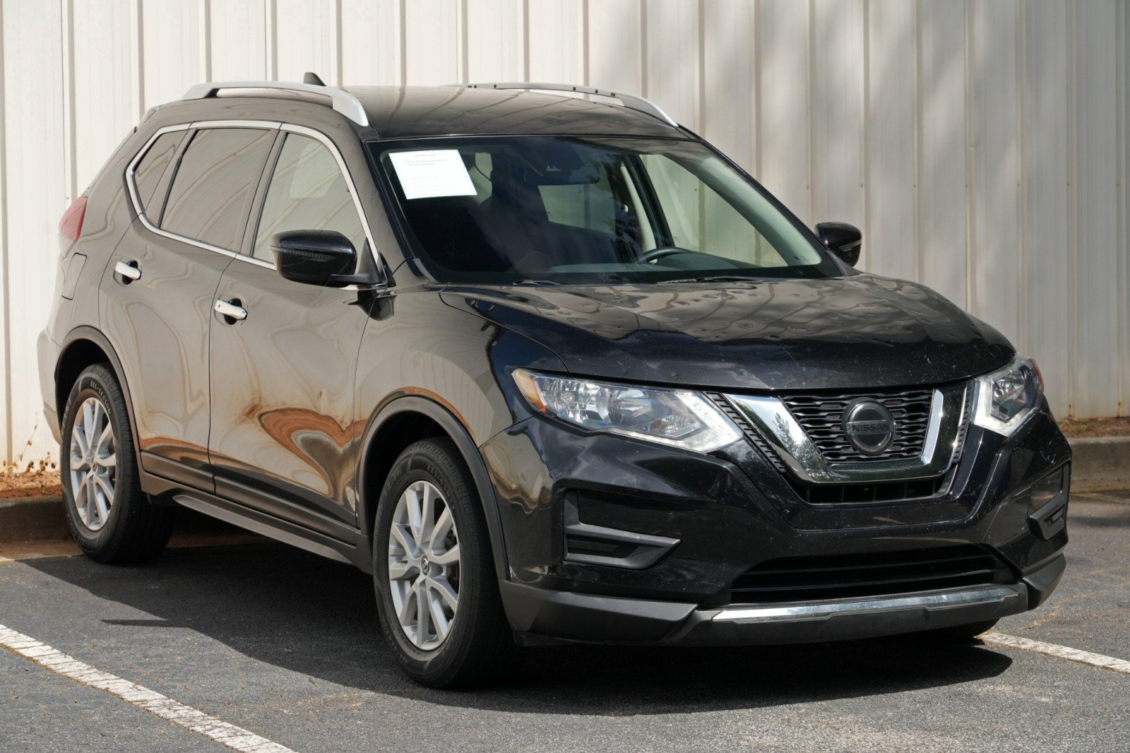 Used 2020 Nissan Rogue SV FWD image 47