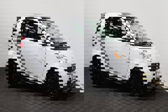 Used 2015 smart fortwo pure image 1