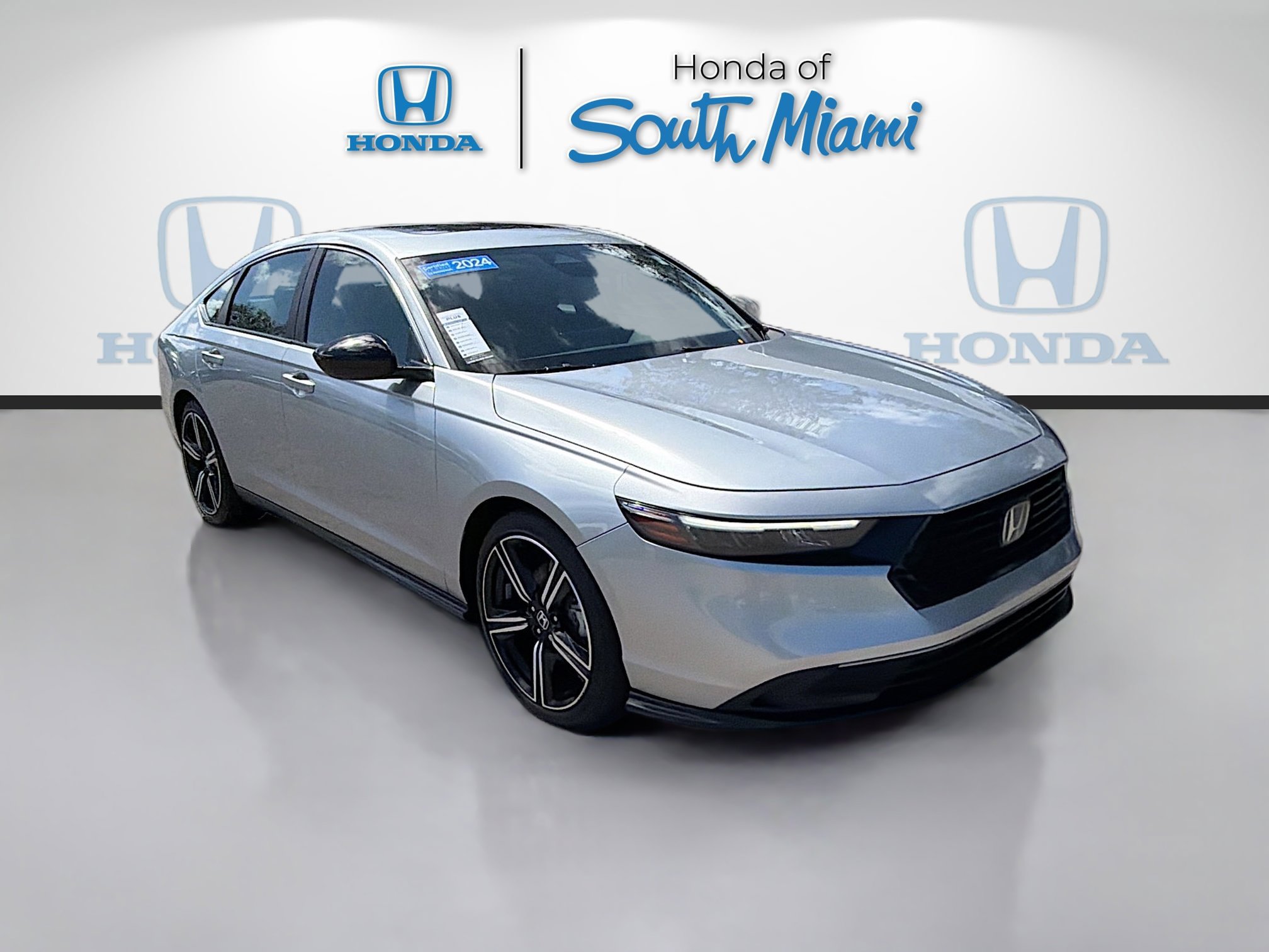 Used 2024 Honda Accord Sport image 1