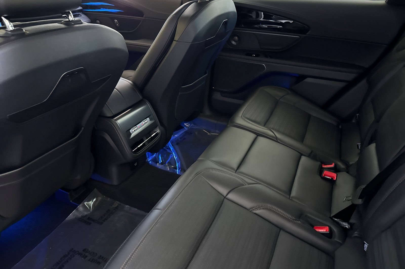 New 2026 Lincoln Nautilus Reserve AWD/4WD image 9
