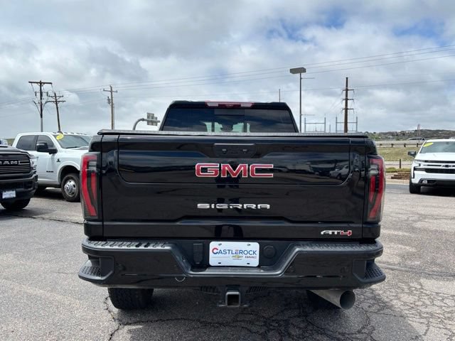 Used 2024 GMC Sierra 2500 AT4 w/ AT4 Premium Plus Package AWD/4WD image 4