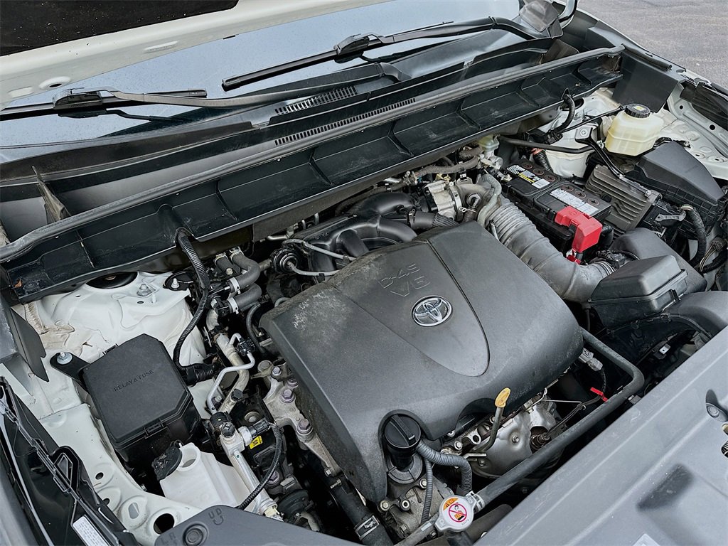 Used 2021 Toyota Highlander XSE image 26