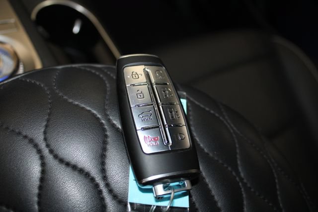 Used 2024 Genesis GV70 2.5T w/ Sport Prestige Package AWD/4WD image 26