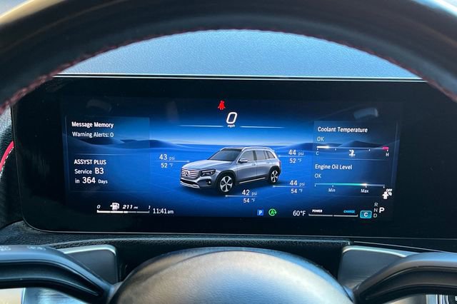 Used 2024 Mercedes-Benz GLB 250 image 29