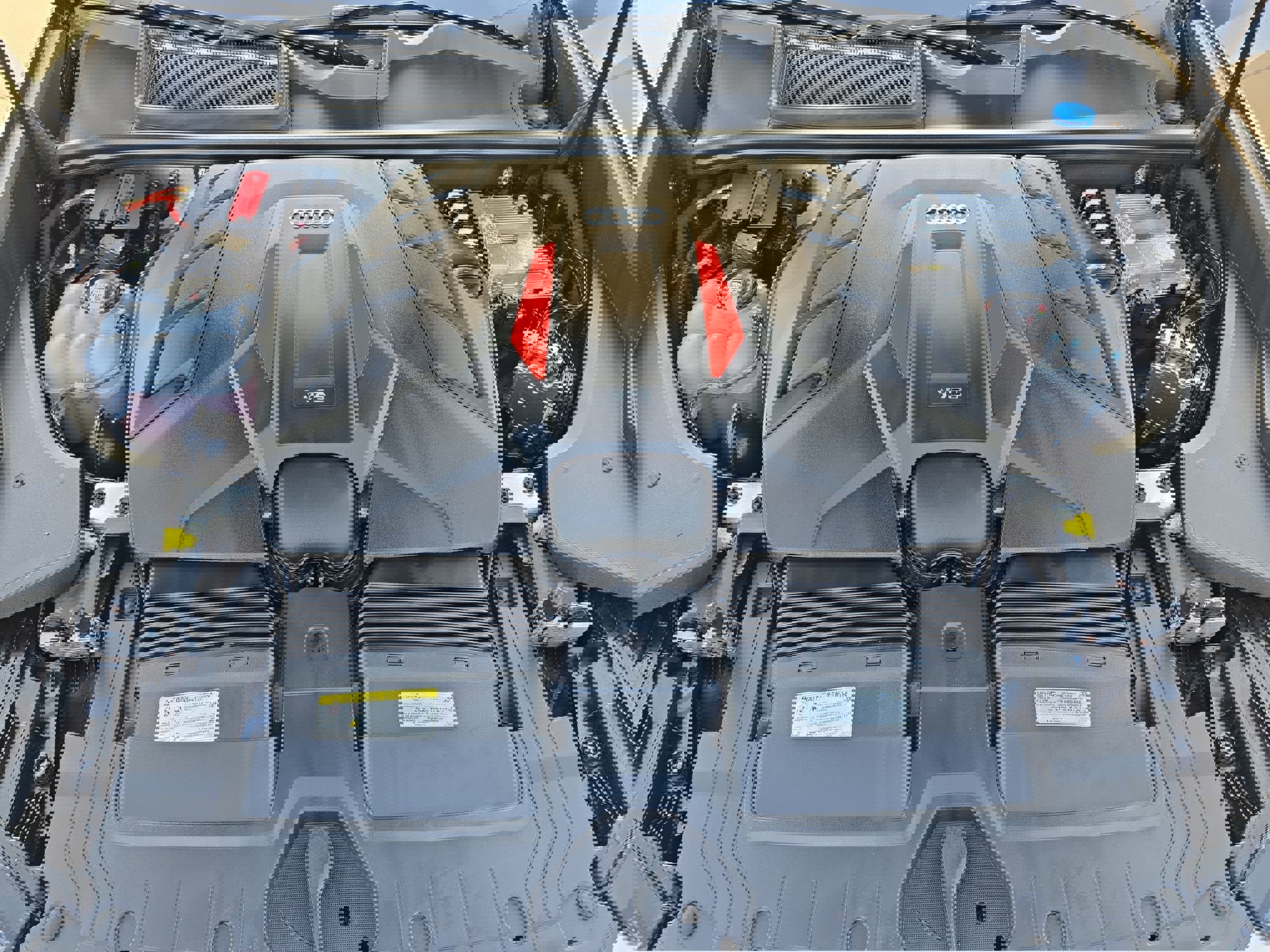 Used 2024 Audi SQ8 Prestige w/ Prestige Package image 28