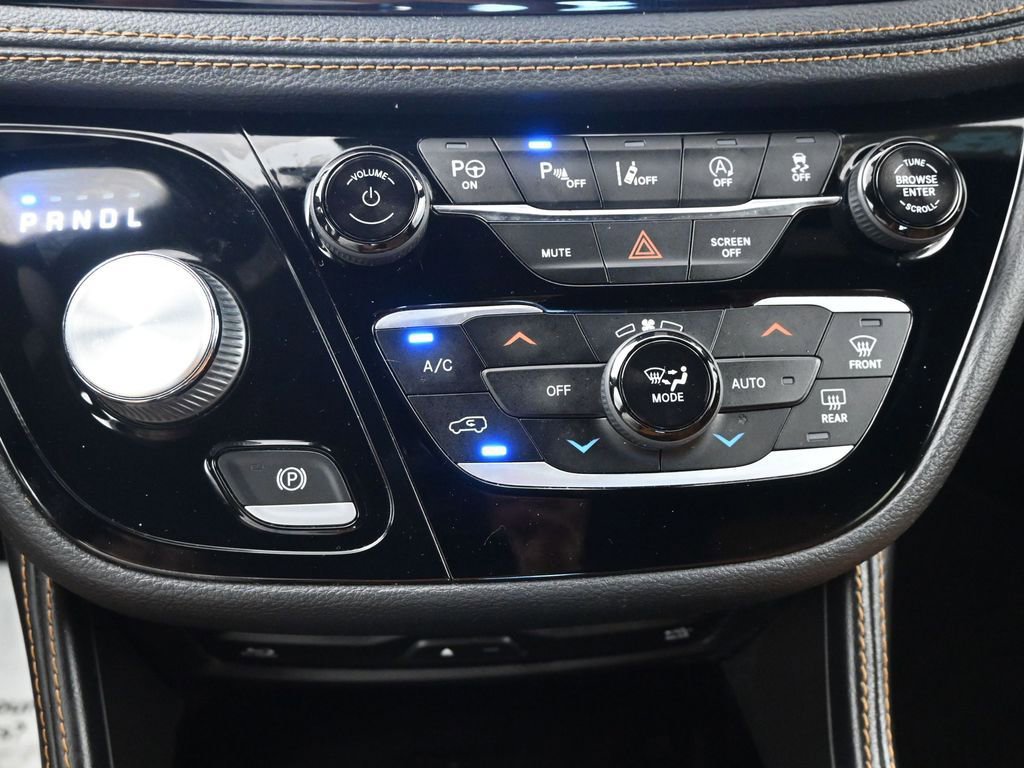 Used 2022 Chrysler Pacifica Pinnacle image 31