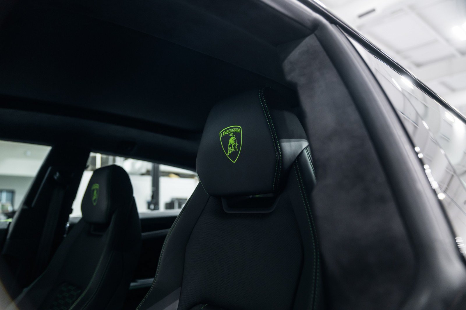 Used 2023 Lamborghini Urus S AWD/4WD image 20
