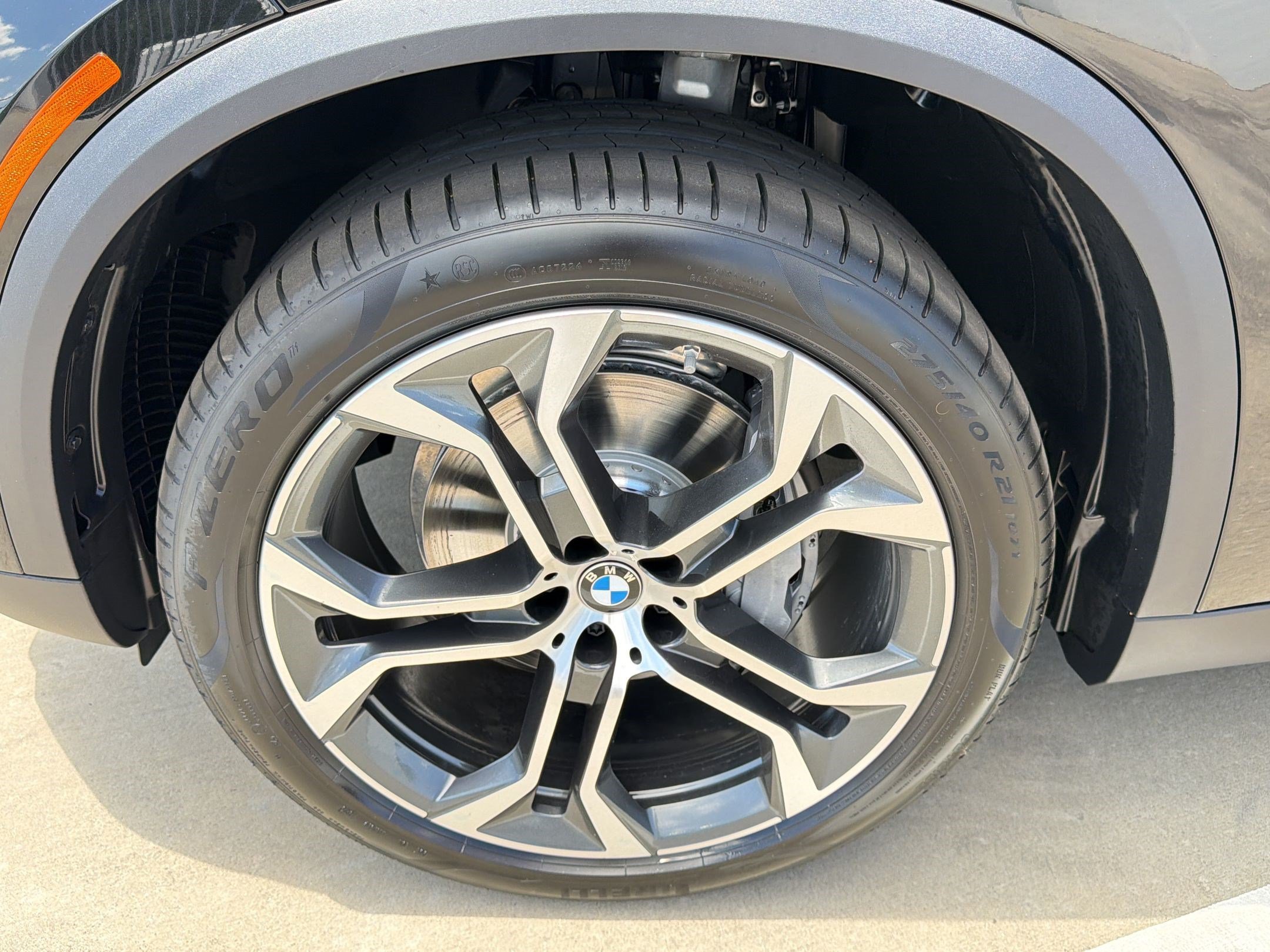 New 2026 BMW X5 xDrive40i w/ Climate Comfort Package AWD/4WD image 12