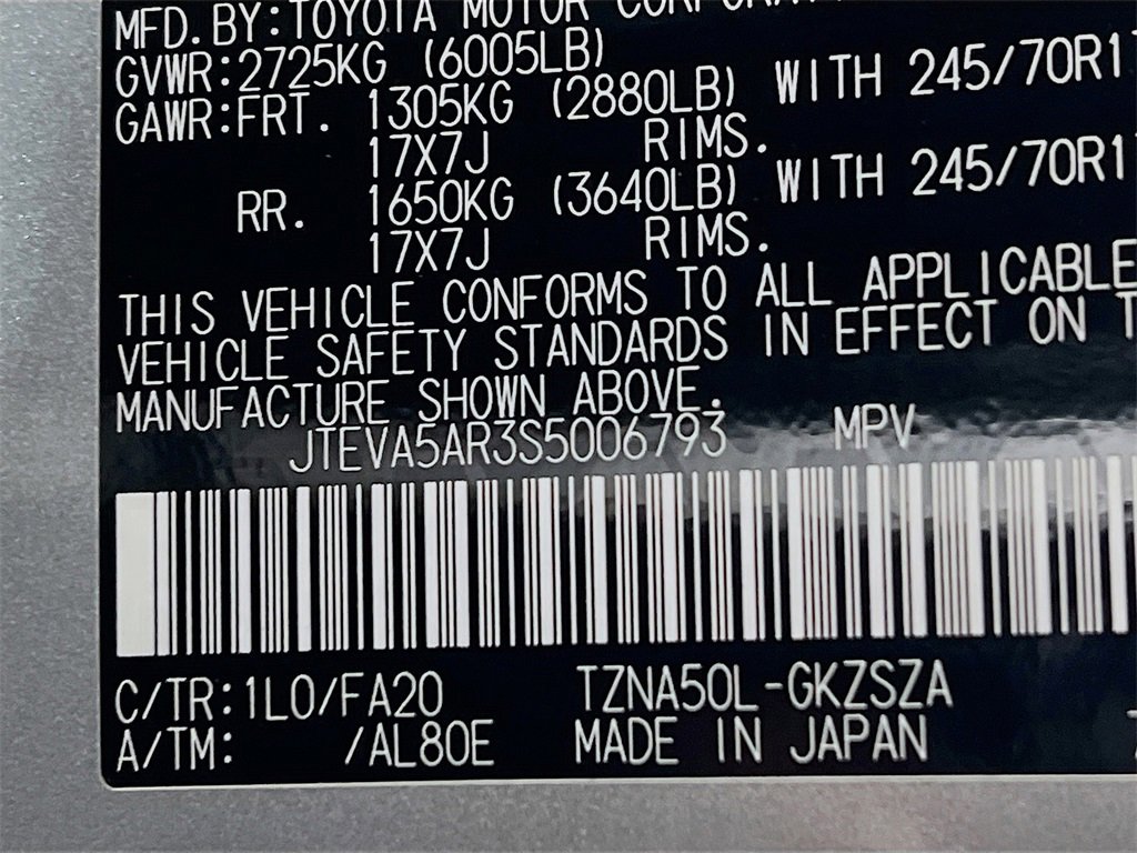 Certified 2025 Toyota 4Runner SR5 image 27