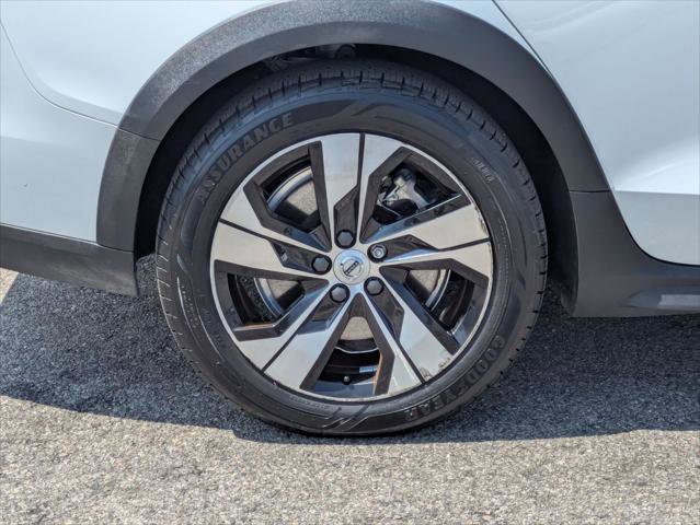 Used 2020 Volvo V60 T5 Cross Country AWD/4WD image 9