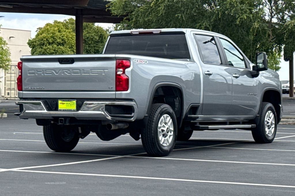 Used 2025 Chevrolet Silverado 2500 LT w/ Convenience Package AWD/4WD image 11