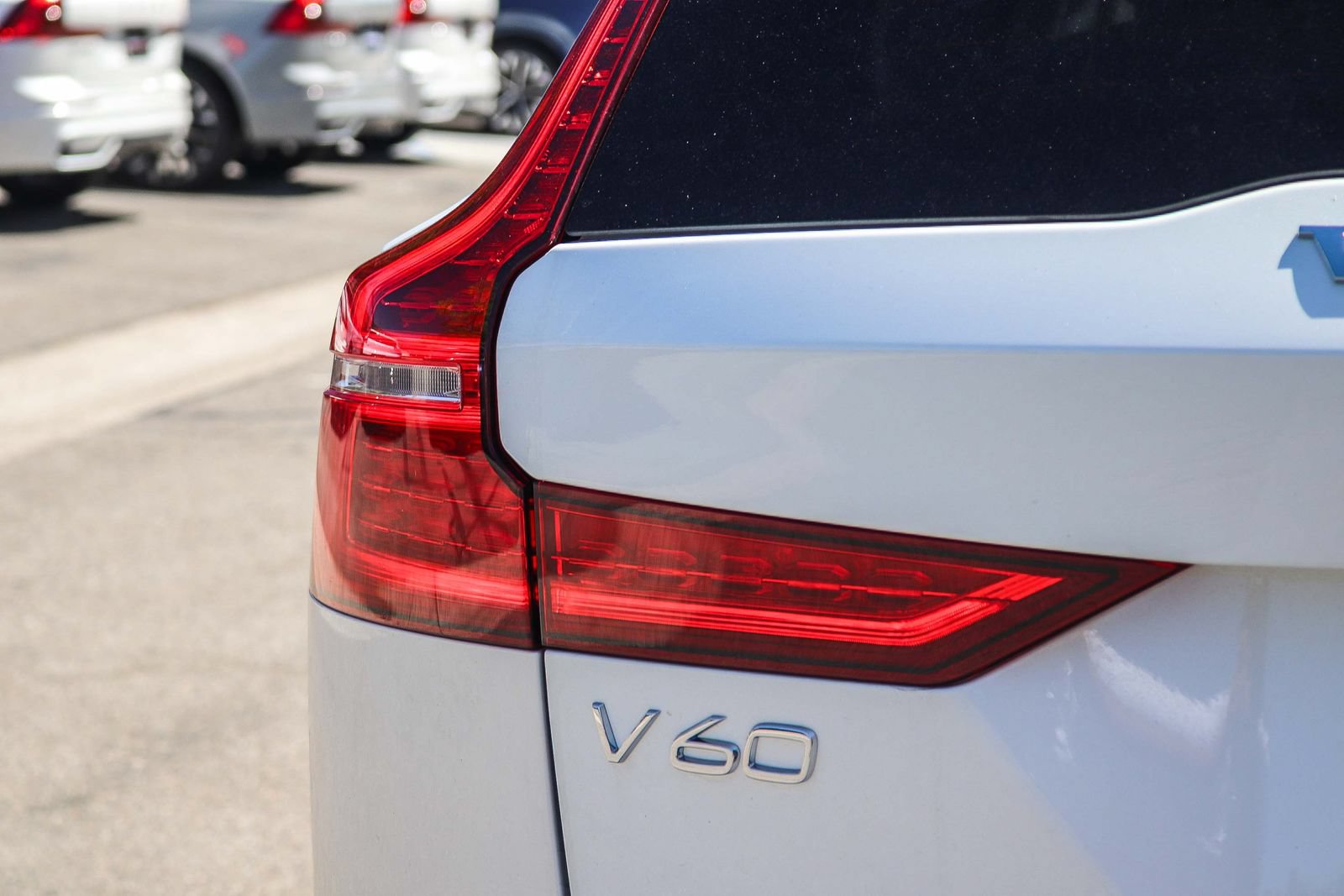 New 2026 Volvo V60 B5 Cross Country Plus w/ Climate Package AWD/4WD image 7