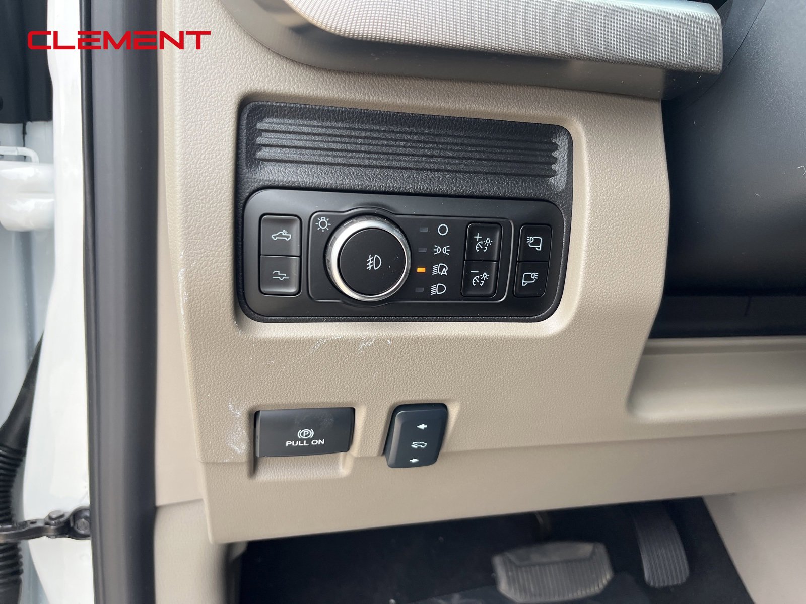 New 2026 Ford F250 Platinum image 15