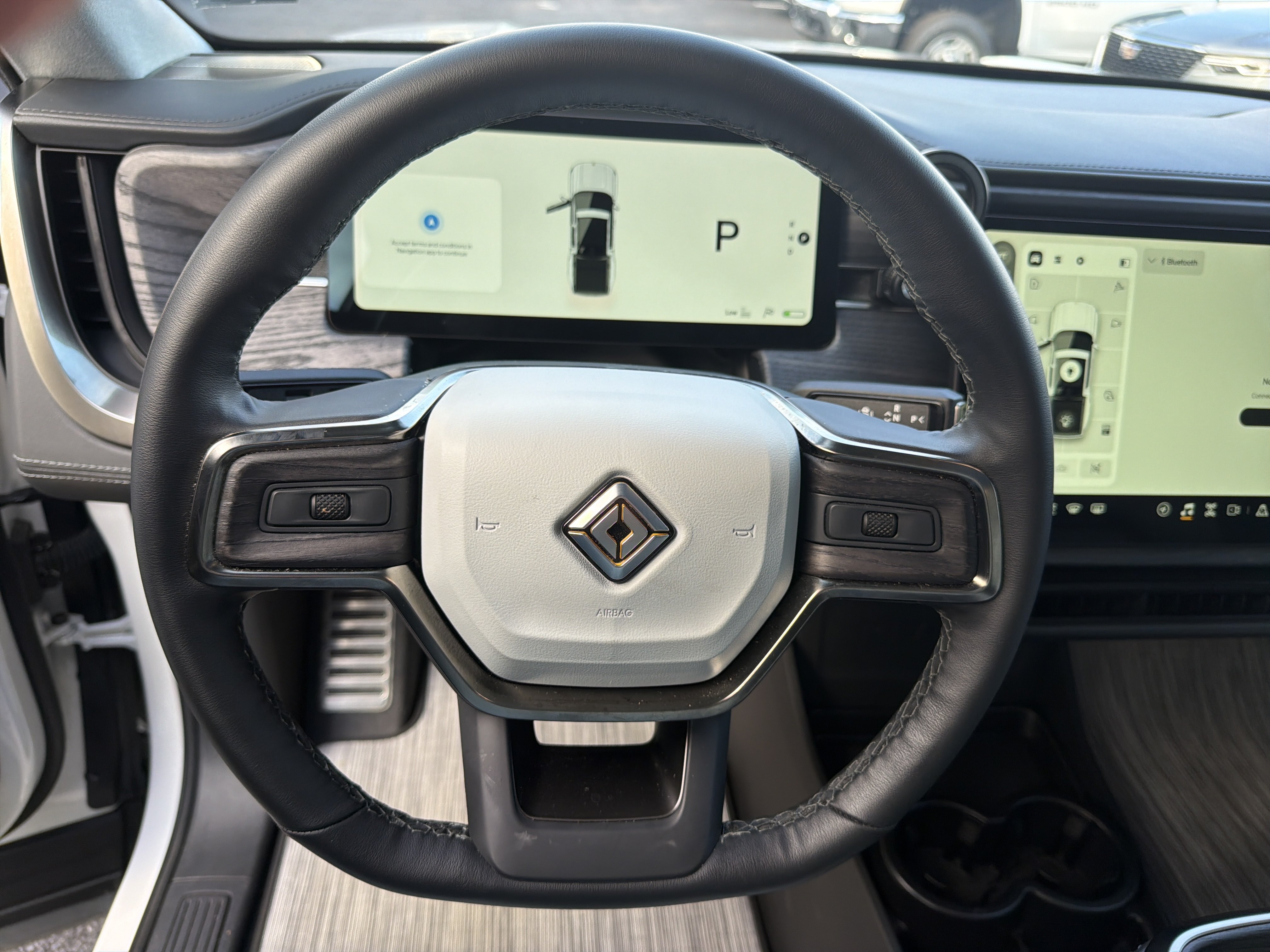 Used 2023 Rivian R1T Adventure Dual AWD/4WD image 18