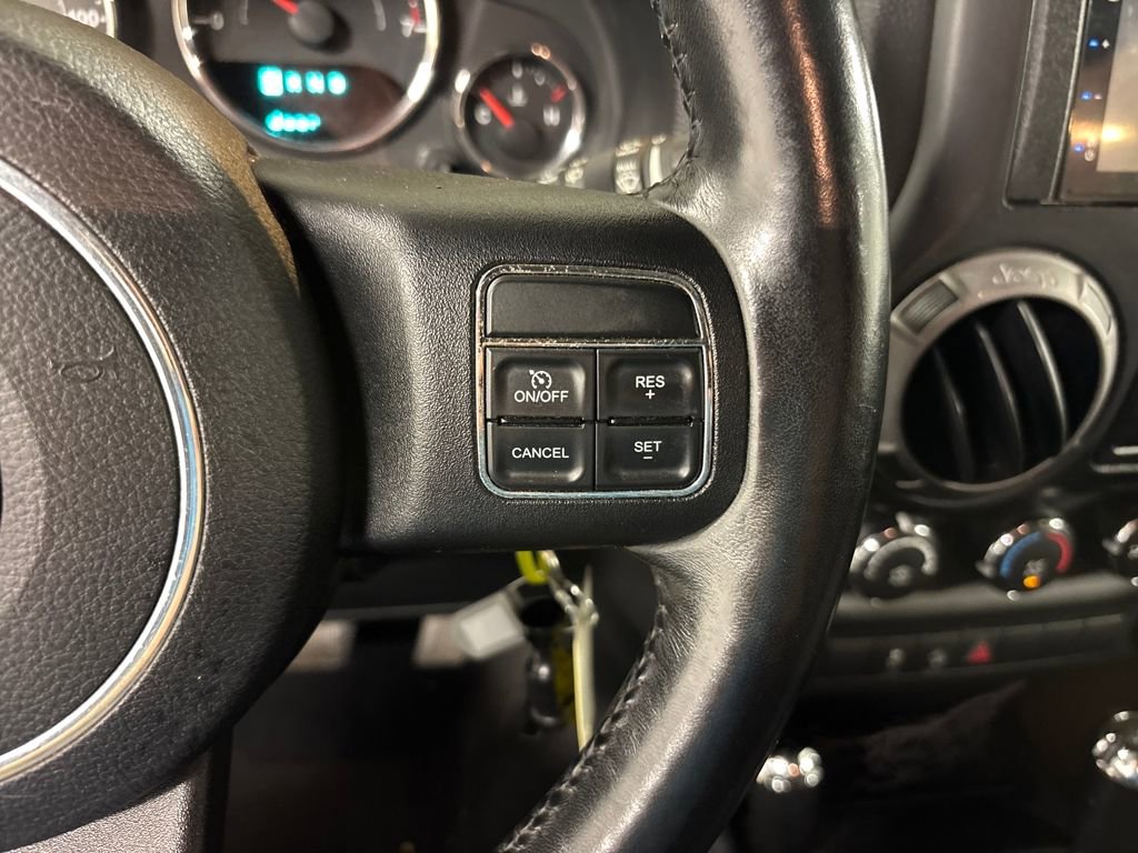 Used 2013 Jeep Wrangler Sport image 31