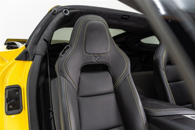 Used 2018 Chevrolet Corvette Z06 RWD image 52