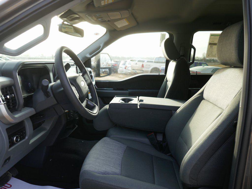 New 2026 Ford F250 XLT w/ XLT Premium Package image 18