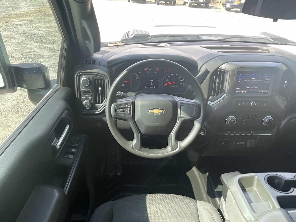 Used 2024 Chevrolet Silverado 2500 W/T w/ WT Convenience Package AWD/4WD image 10