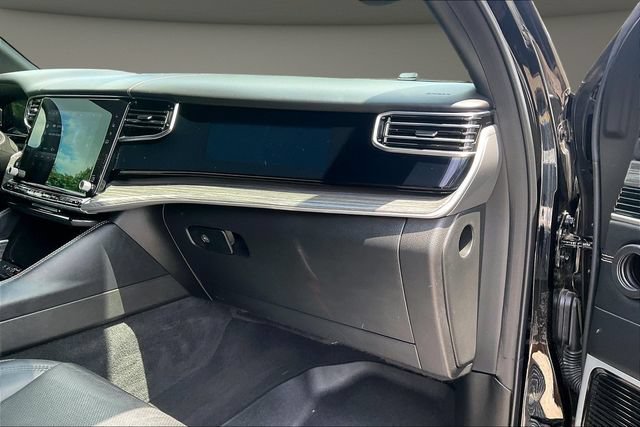 Used 2022 Jeep Wagoneer Series III w/ Premium Group I AWD/4WD image 14