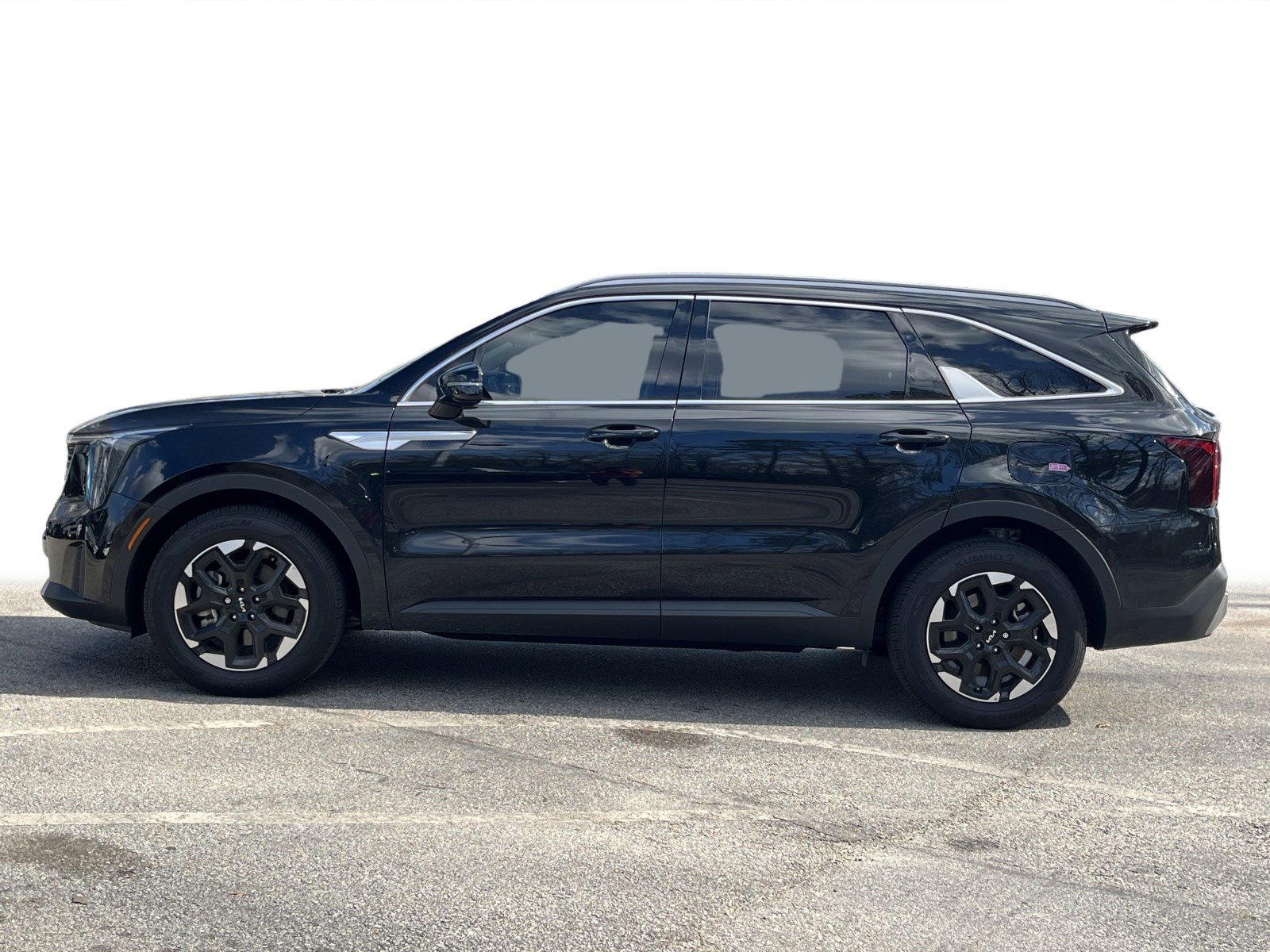 Certified 2025 Kia Sorento S image 19