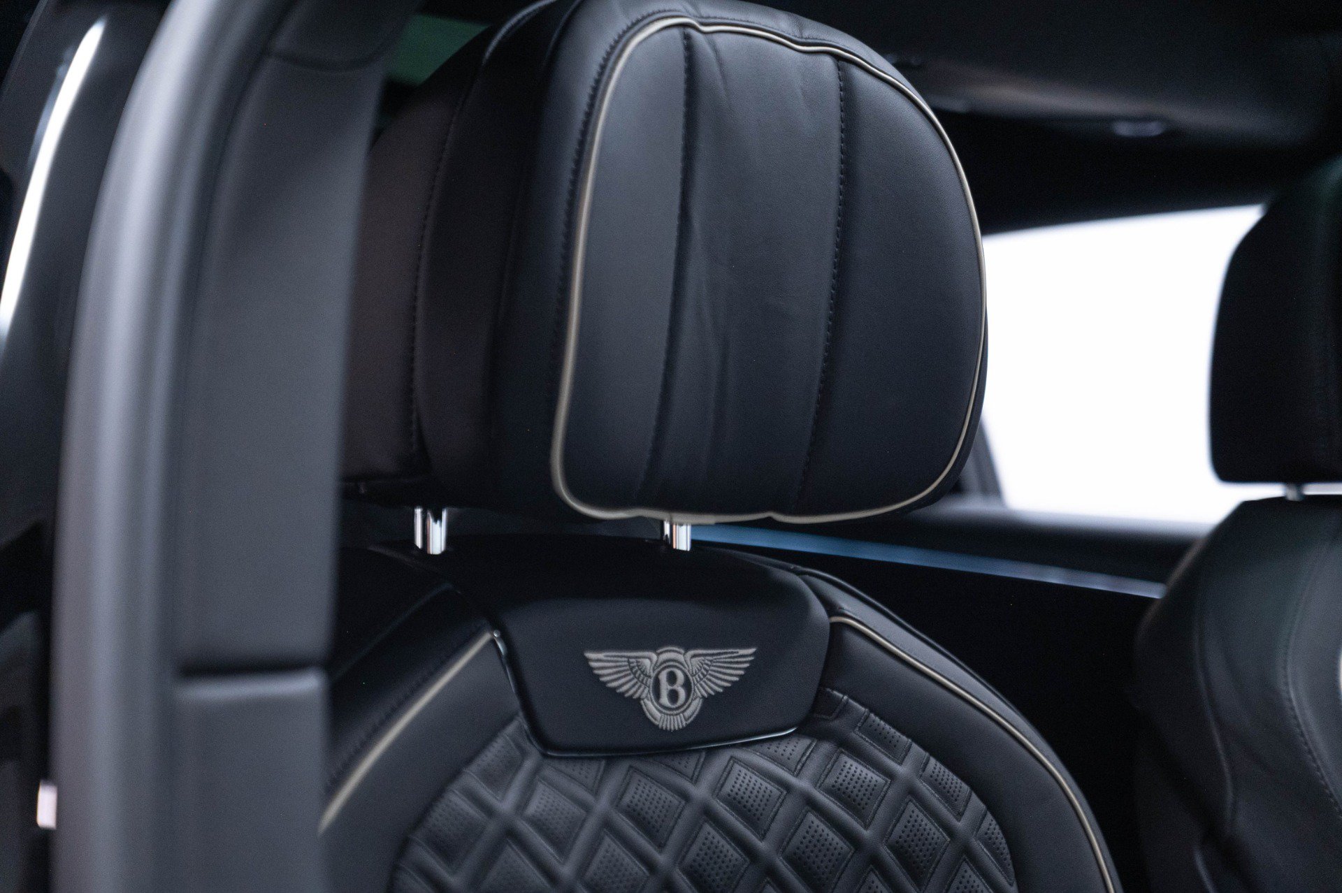 Used 2020 Bentley Flying Spur W12 AWD/4WD image 35