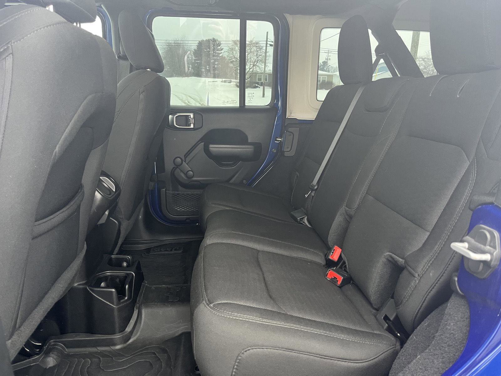 Used 2020 Jeep Wrangler Unlimited Sport image 23