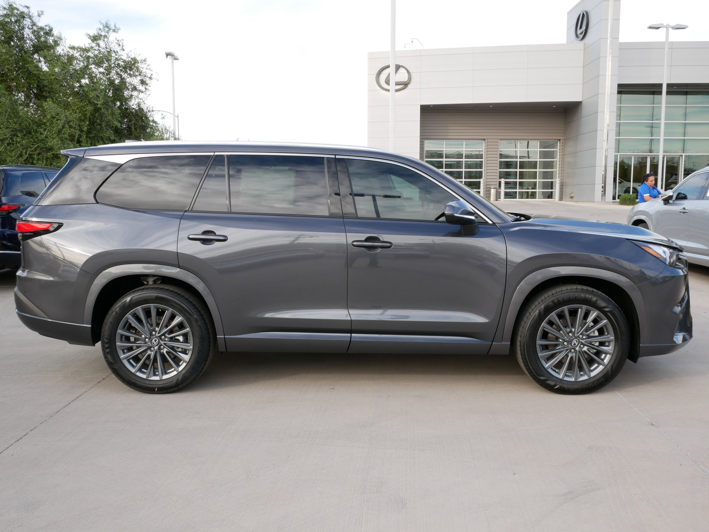 New 2026 Lexus TX 350 FWD image 9