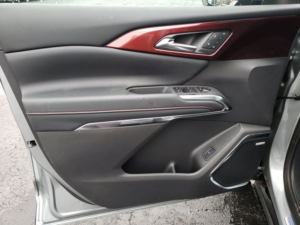 New 2026 Chevrolet Traverse RS w/ LPO, Floor Liner Package AWD/4WD image 10