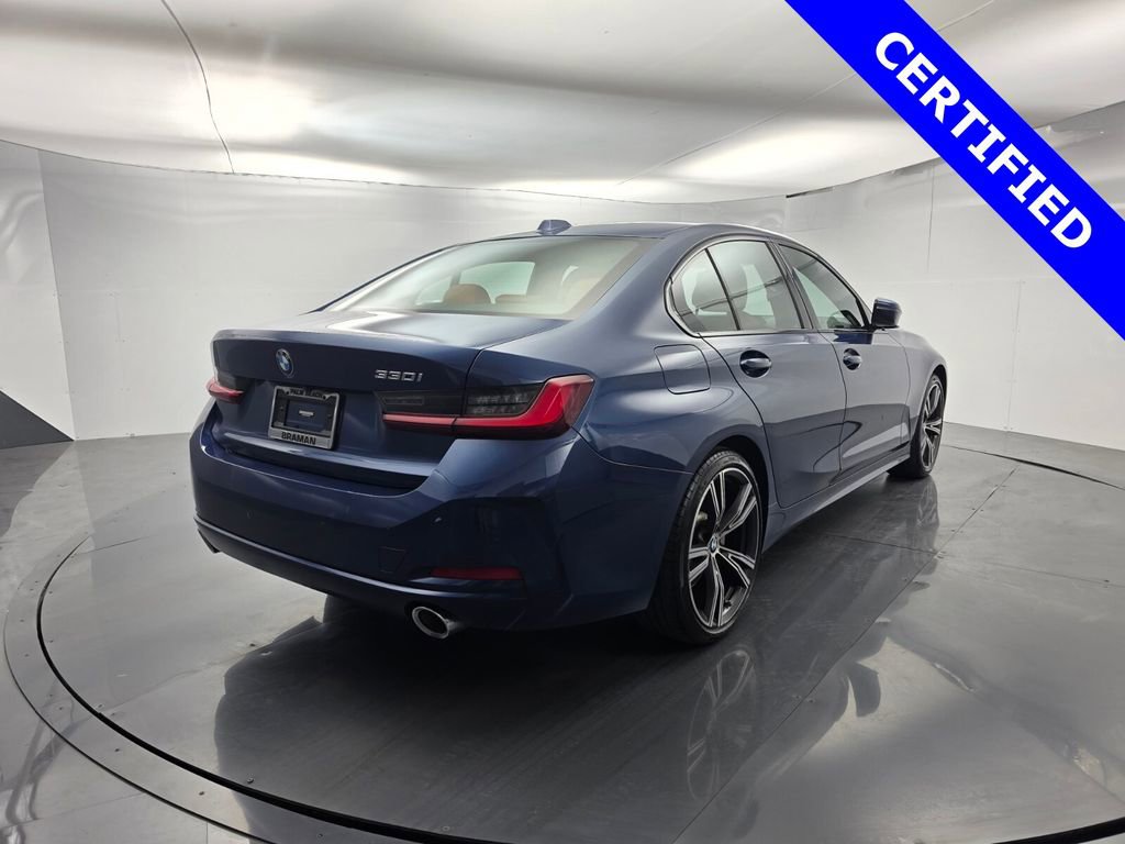 Certified 2023 BMW 330i Sedan w/ Driving Assistance Package RWD image 4