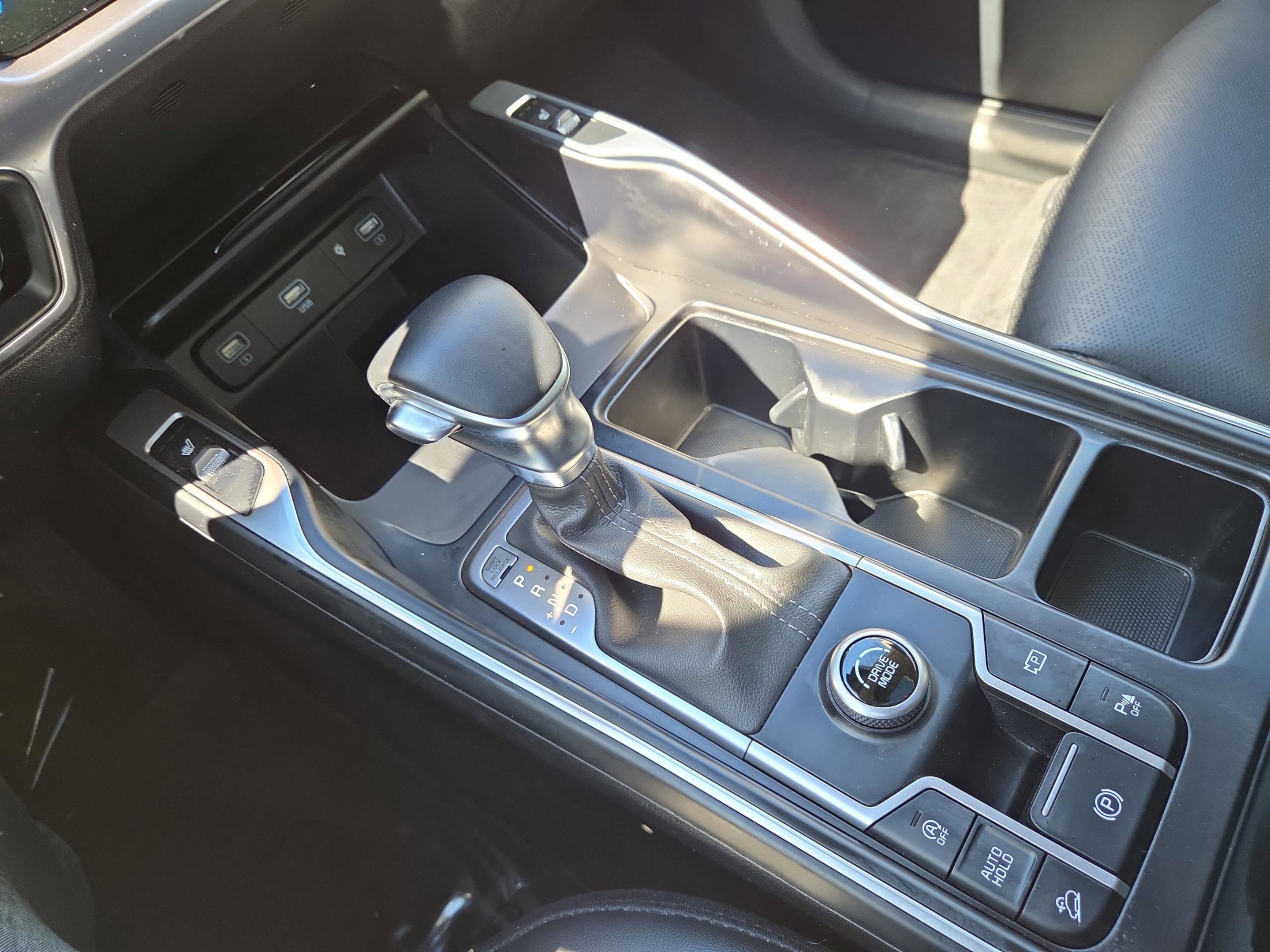 Used 2022 Kia Sorento EX w/ Panoramic Sunroof Package image 23