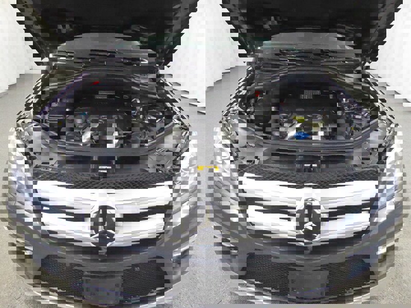 Used 2014 Mercedes-Benz GL 550 GL 550 4MATIC w/ Driver Assistance Package image 38