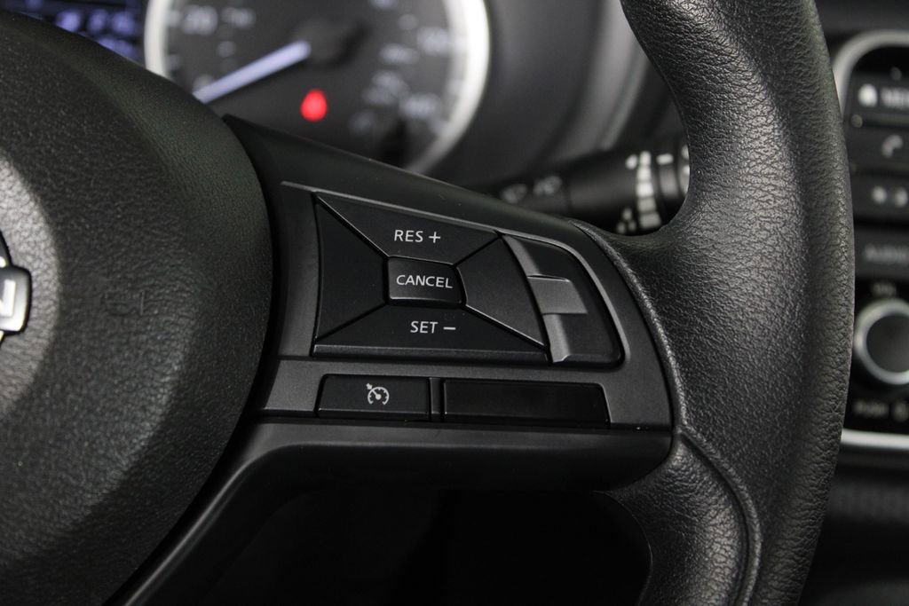 Used 2025 Nissan Kicks Play S image 25