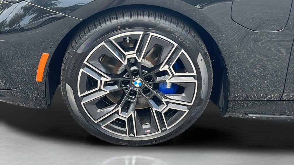 New 2027 BMW 550e xDrive AWD/4WD image 25