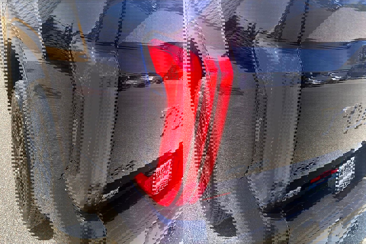 Used 2024 Toyota Tundra Limited image 33