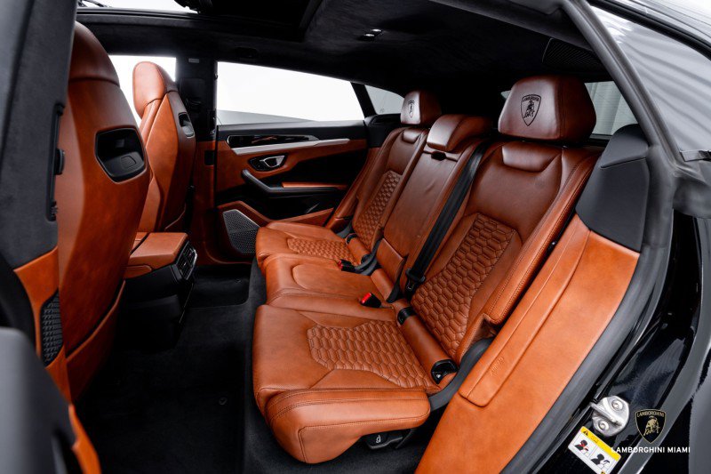 Used 2019 Lamborghini Urus image 49